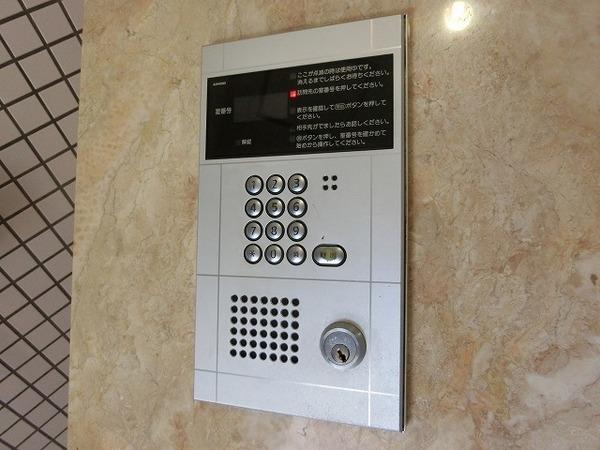 堺市西区浜寺石津町西２丁のマンション