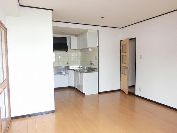 フィアスコート百舌鳥綾南（旧：カーサ東口）