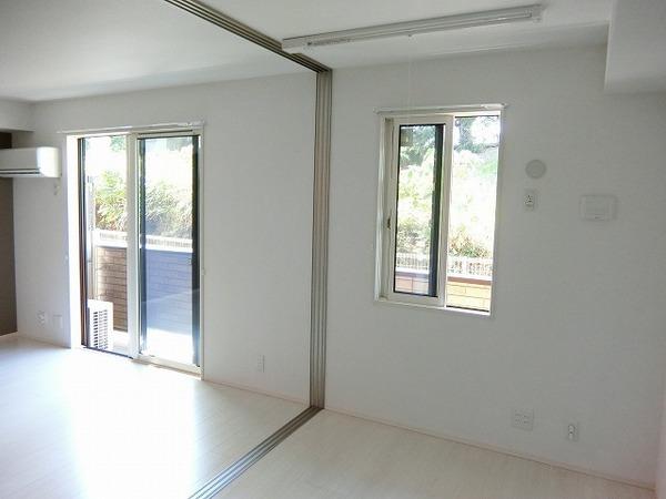 Ｄ－ｒｏｏｍセピアコート鳳