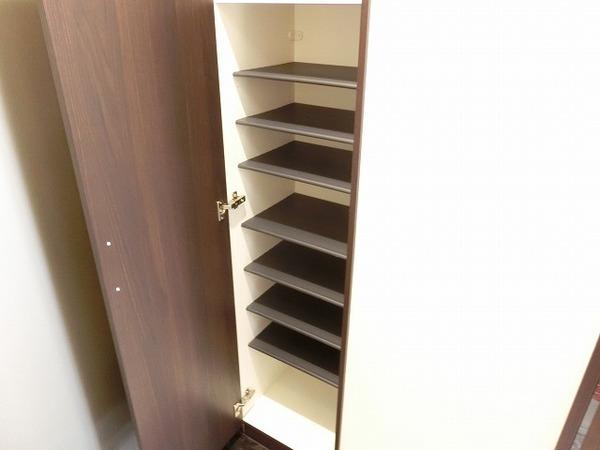 アンプルールフェール堺東