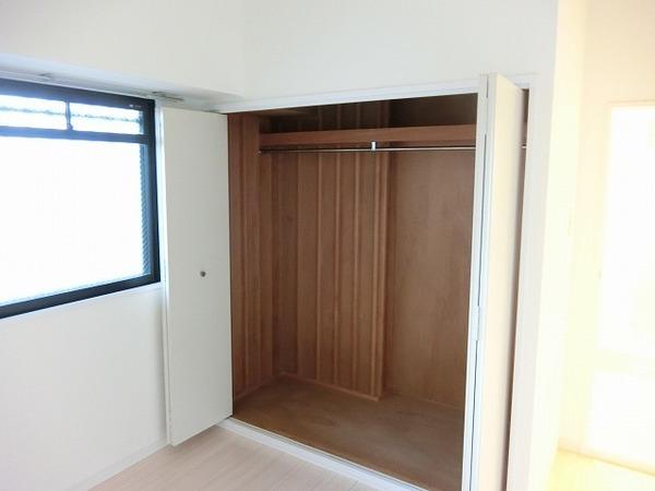プレステージ１３番館