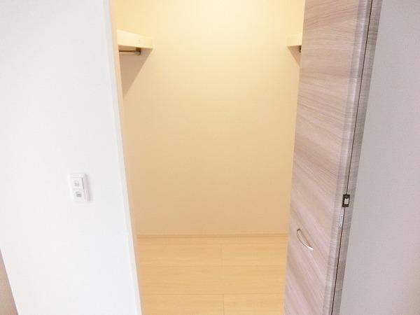 Ｊｙｏ・Ｐｏｉｎｔ　Ｖｉｌｌａｇｅ　Ａ棟