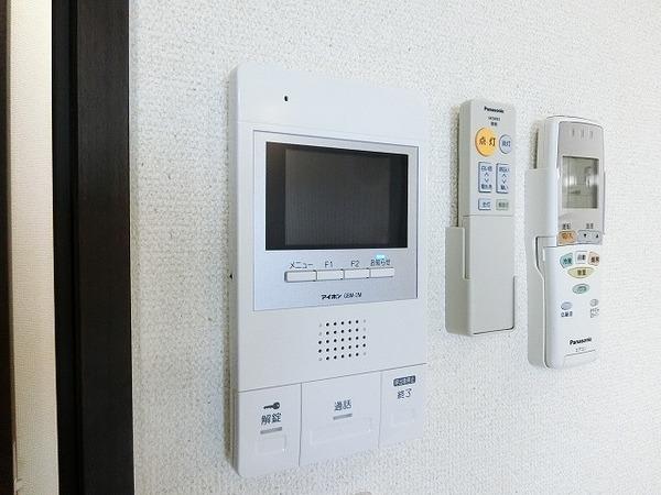 ノースフィールド北花田１