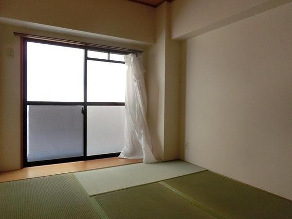 堺市北区北花田町３丁のマンション