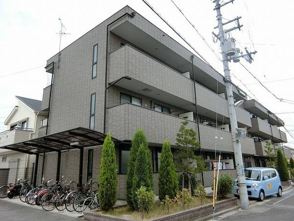 アンプルールフェールルミエール富木