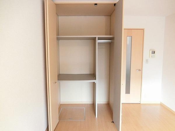 メゾン長曽根Ｂ棟