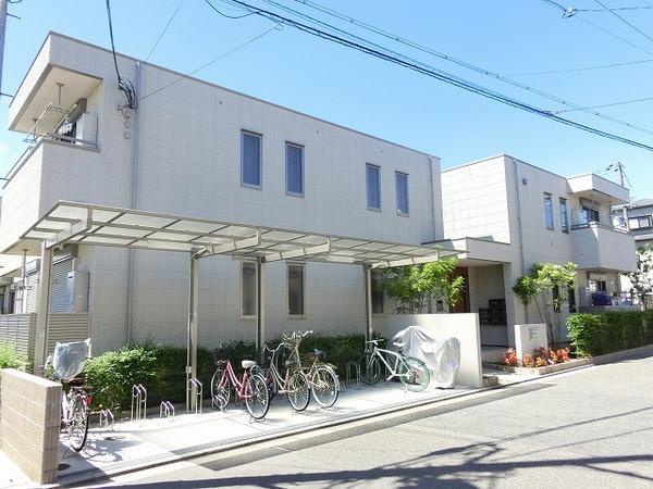 カーサビアンカ羽衣