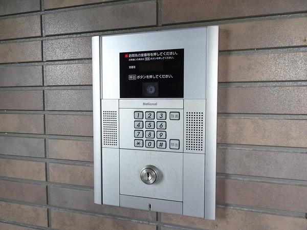 アンプルールフェールフォルス