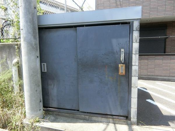 アンプルールフェールフォルス