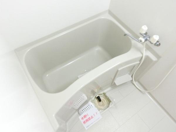 堺市堺区香ヶ丘町４丁のハイツ