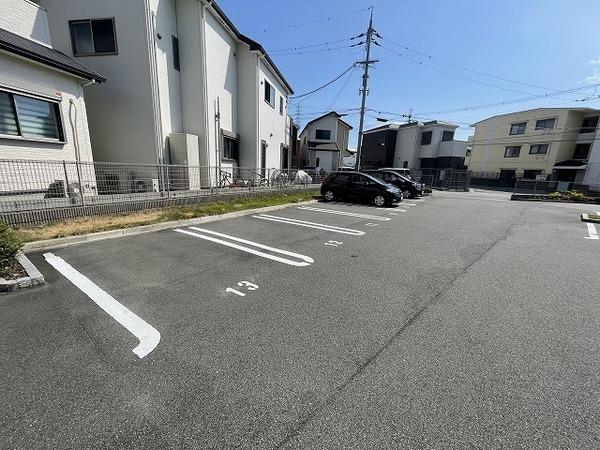 イズミ金岡