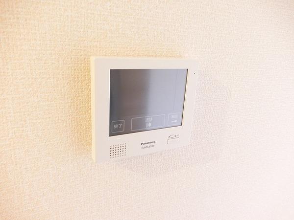 イズミ金岡
