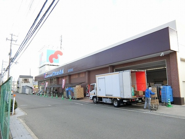 プチメゾンくずのは(万代堺草部店)