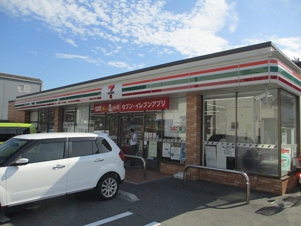 ラ・フォンテ新在家(スーパーマーケットKINSHO東湊店)