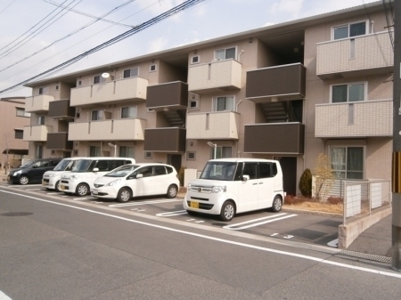 ファミリア金剛