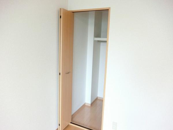アンプルールフェールルミエール富木