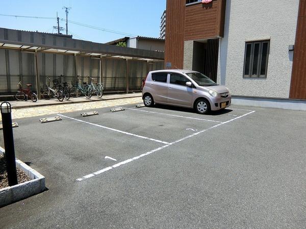 スリーハーブズ谷佐