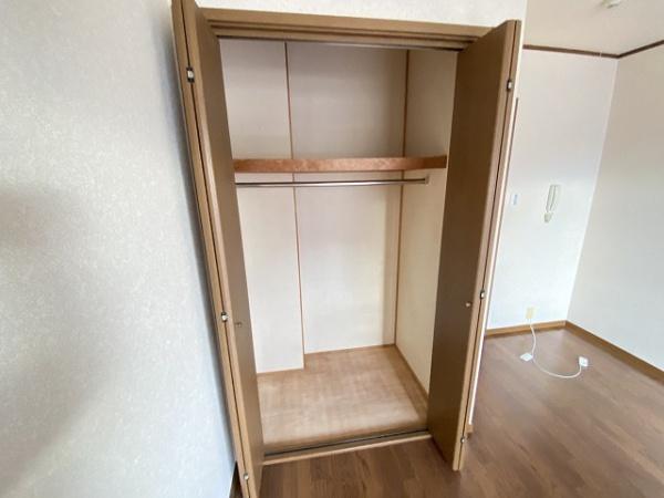 エレガンタナカ