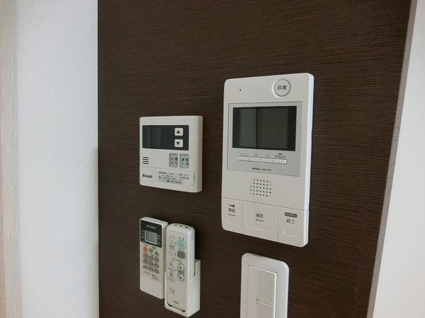 エヌエムトラントユイット