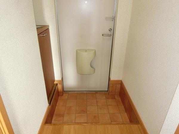 シェアー・イースト