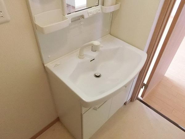 パルクエスト１番館