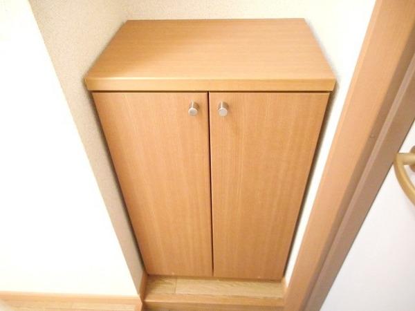 イーストウエノシバ