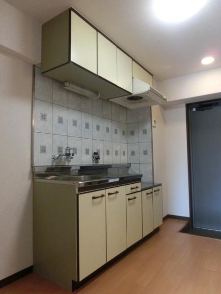 ラフォーレ中之町