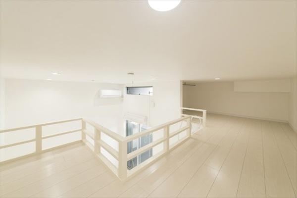 ｃｌｏｕｄ　ｈｏｕｓｅ