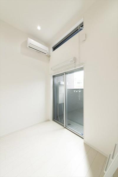 ｃｌｏｕｄ　ｈｏｕｓｅ