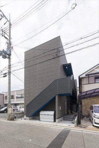 ｃｌｏｕｄ　ｈｏｕｓｅ