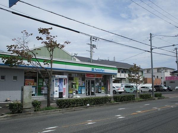 アンフィニ(ファミリーマート泉大津豊中店)