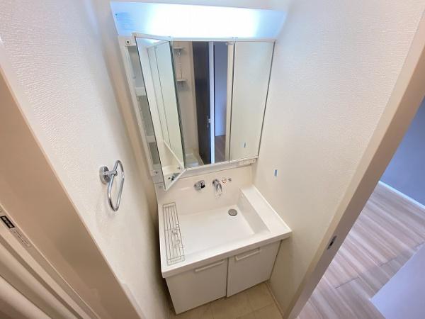 Ｄ－ｒｏｏｍセピアコート鳳