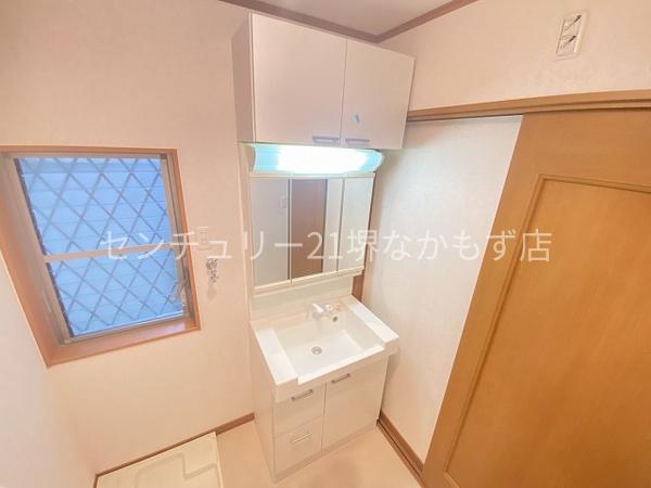 浜寺南町貸家
