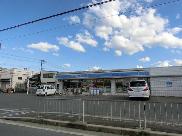 アビタシオンシャンゼリゼ(ローソン堺菱木二丁店)