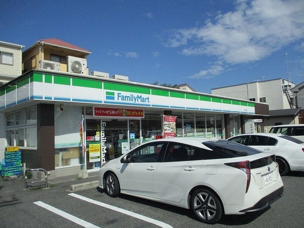 ジーイーサンク(ファミリーマート京屋西湊店)