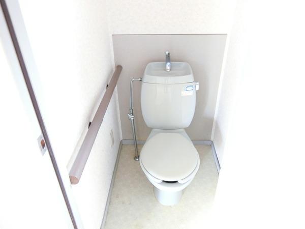 サンビレッジ杉山A