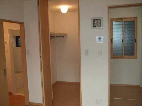 大阪狭山市大野台２丁目のハイツ