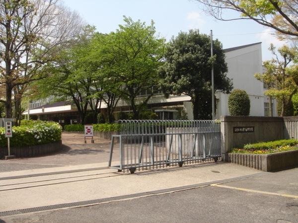 ヴィラ仲谷向陽台(藤陽中学校)