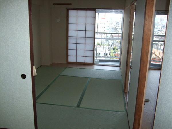 狭山レークハイツ２号棟