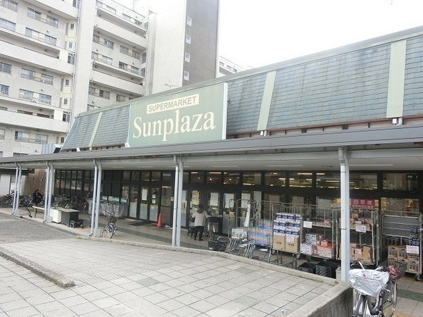 コーポナカオカA(サンプラザ三原台店)