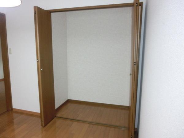 川端マンション
