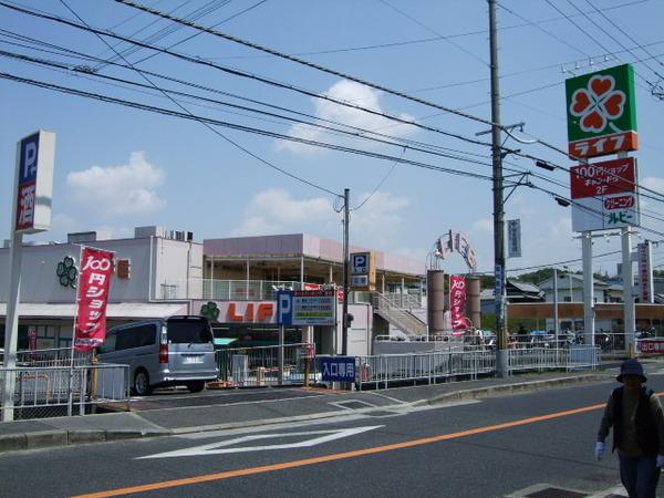 富田林市須賀１丁目のハイツ(ライフ滝谷店)