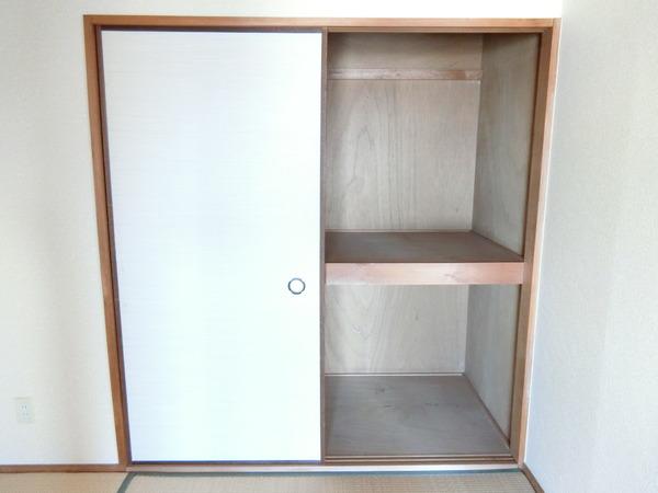 ドミール仲谷１号館