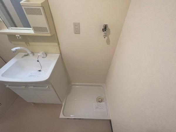 エクセレンシーアイ
