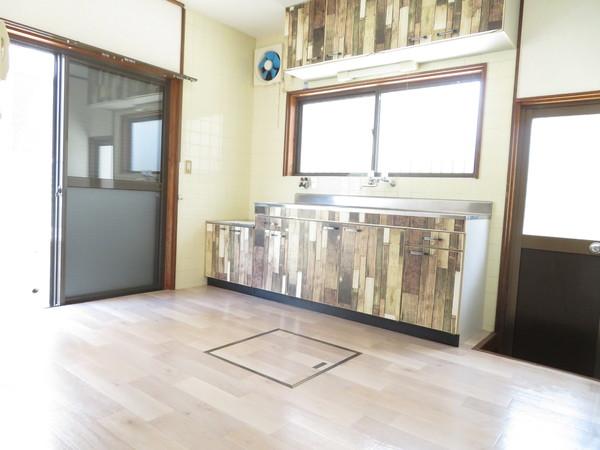 富田林市藤沢台６丁目のテラスハウス