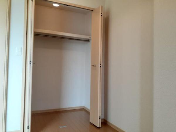 和泉市万町のアパート