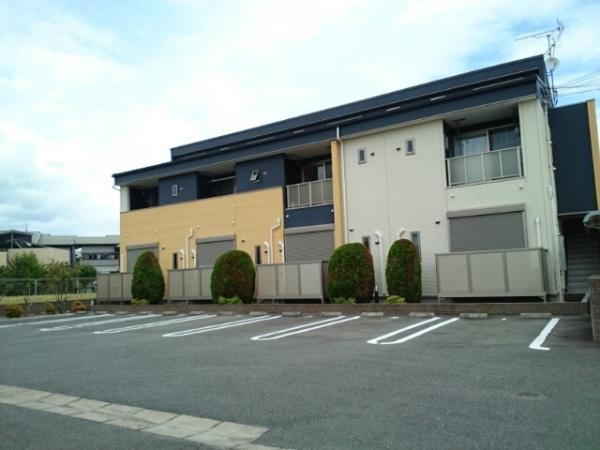 和泉市万町のアパート