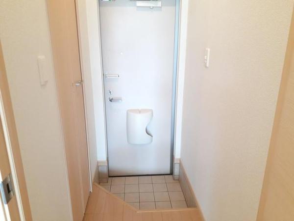 和泉市万町のアパート
