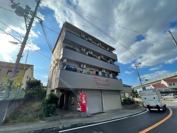 エムグレースヒルズ