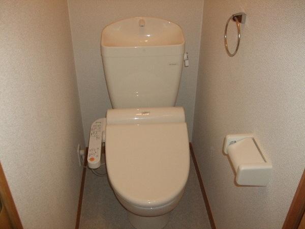 レオパレス富田林西